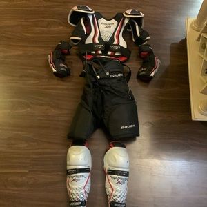 Bauer hockey gear youth